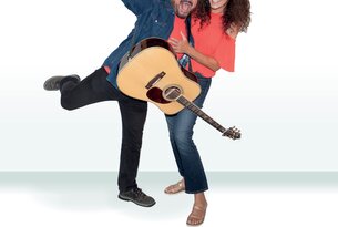 Familienkonzert mit Bluatschink – „Affenstarke Lieder“